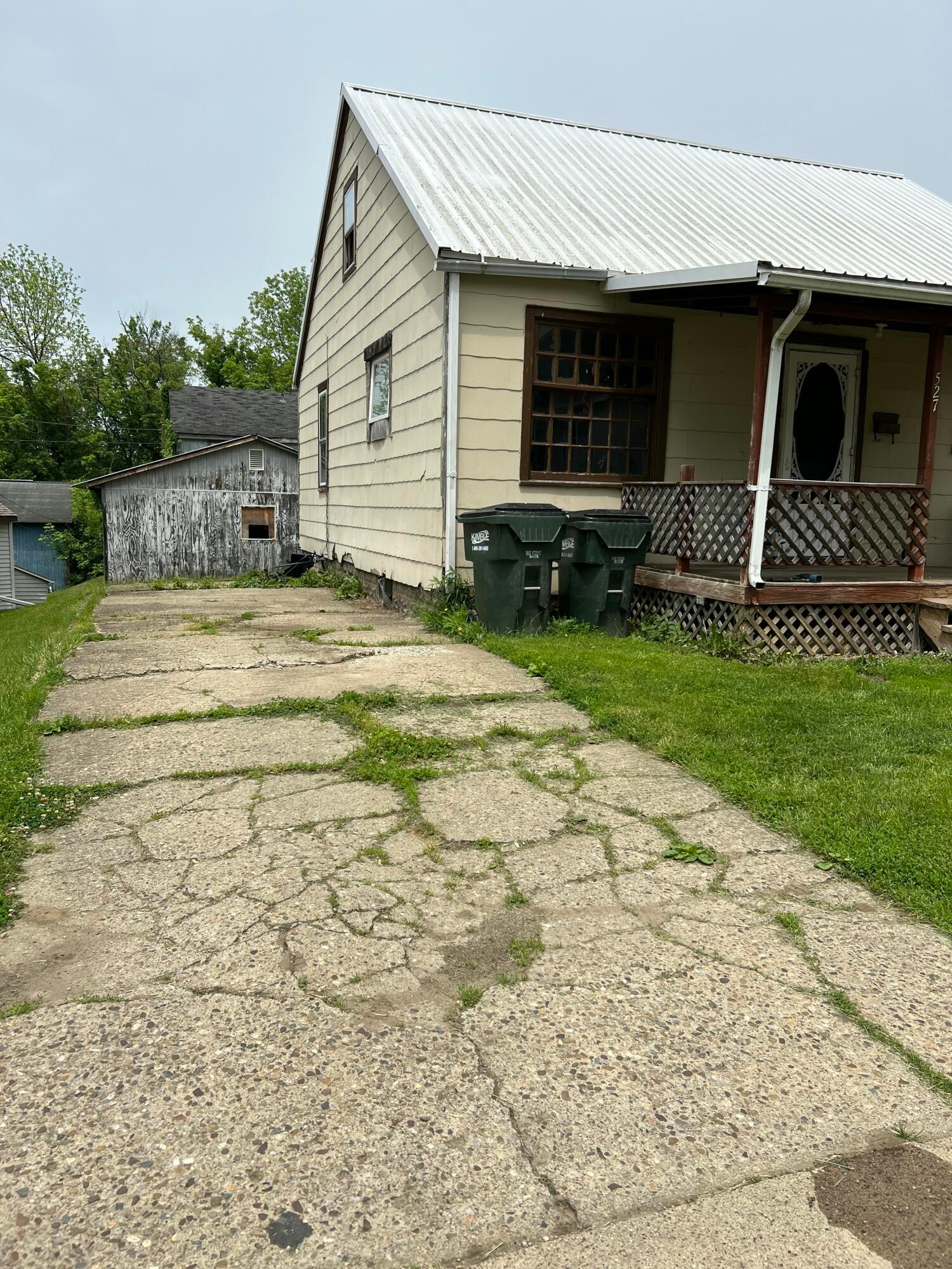 527 N 15th Street, Coshocton, Ohio image 3