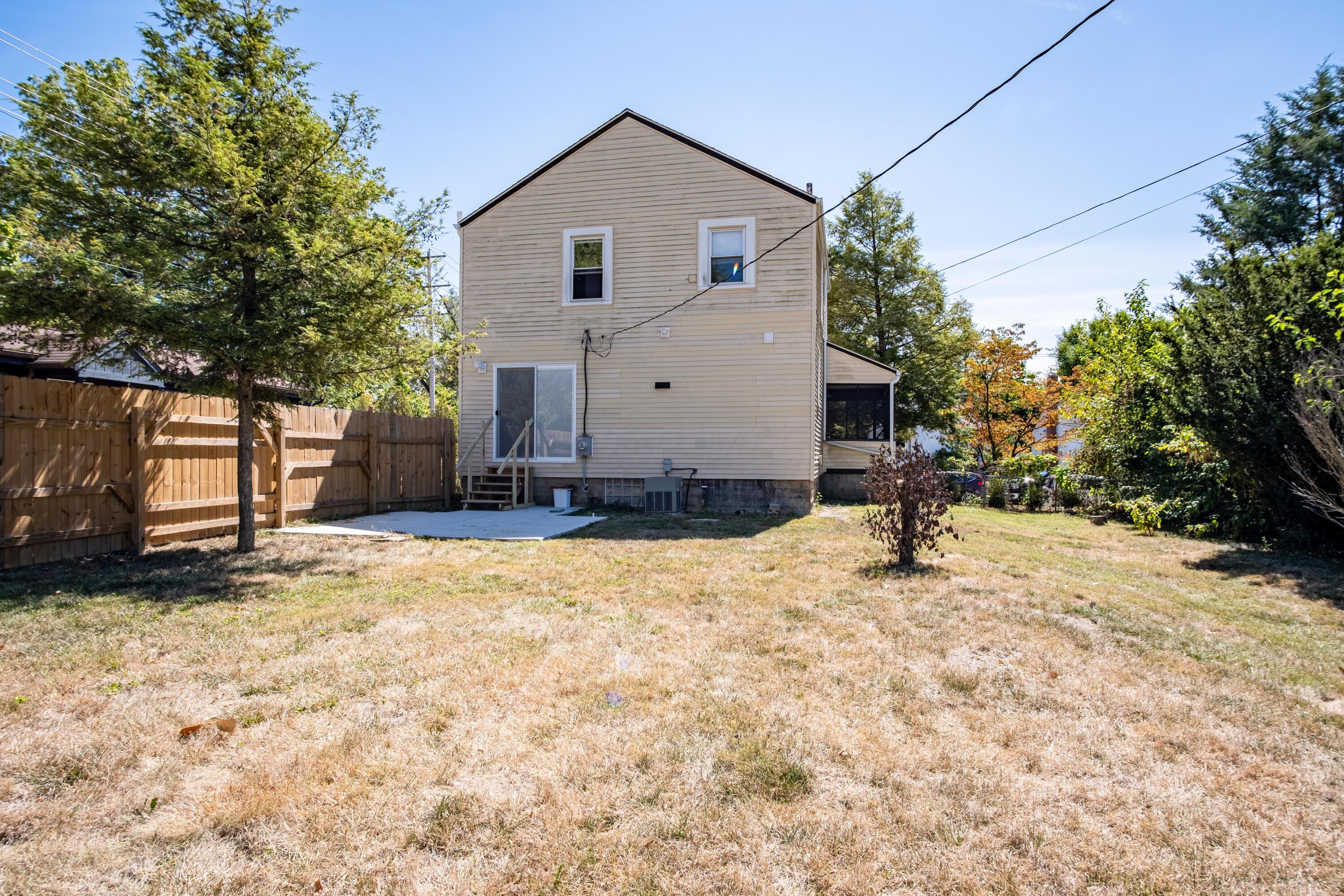 Columbus, Ohio 43202, United States, 3 Bedrooms Bedrooms, ,2 BathroomsBathrooms,Residential,Active,45049