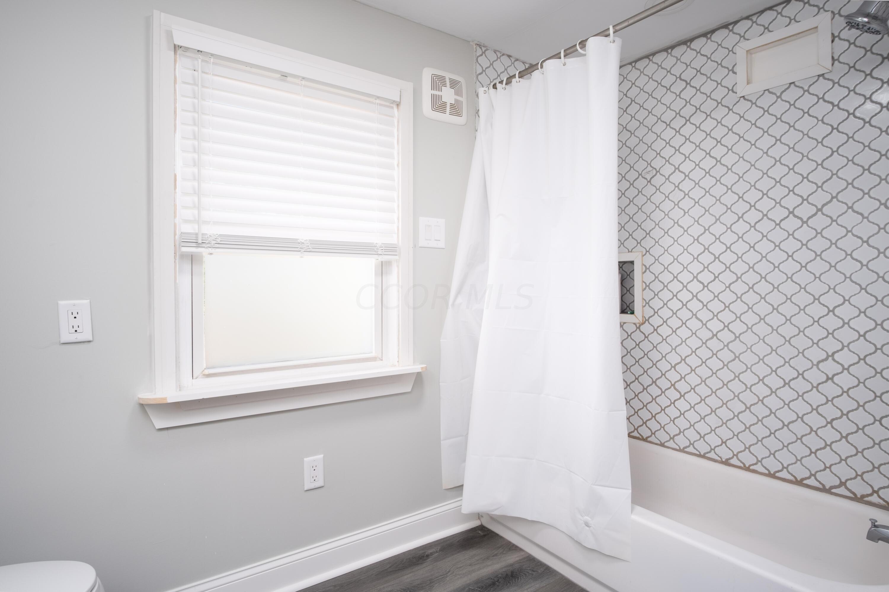 Columbus, Ohio 43202, United States, 3 Bedrooms Bedrooms, ,2 BathroomsBathrooms,Residential,Active,45049