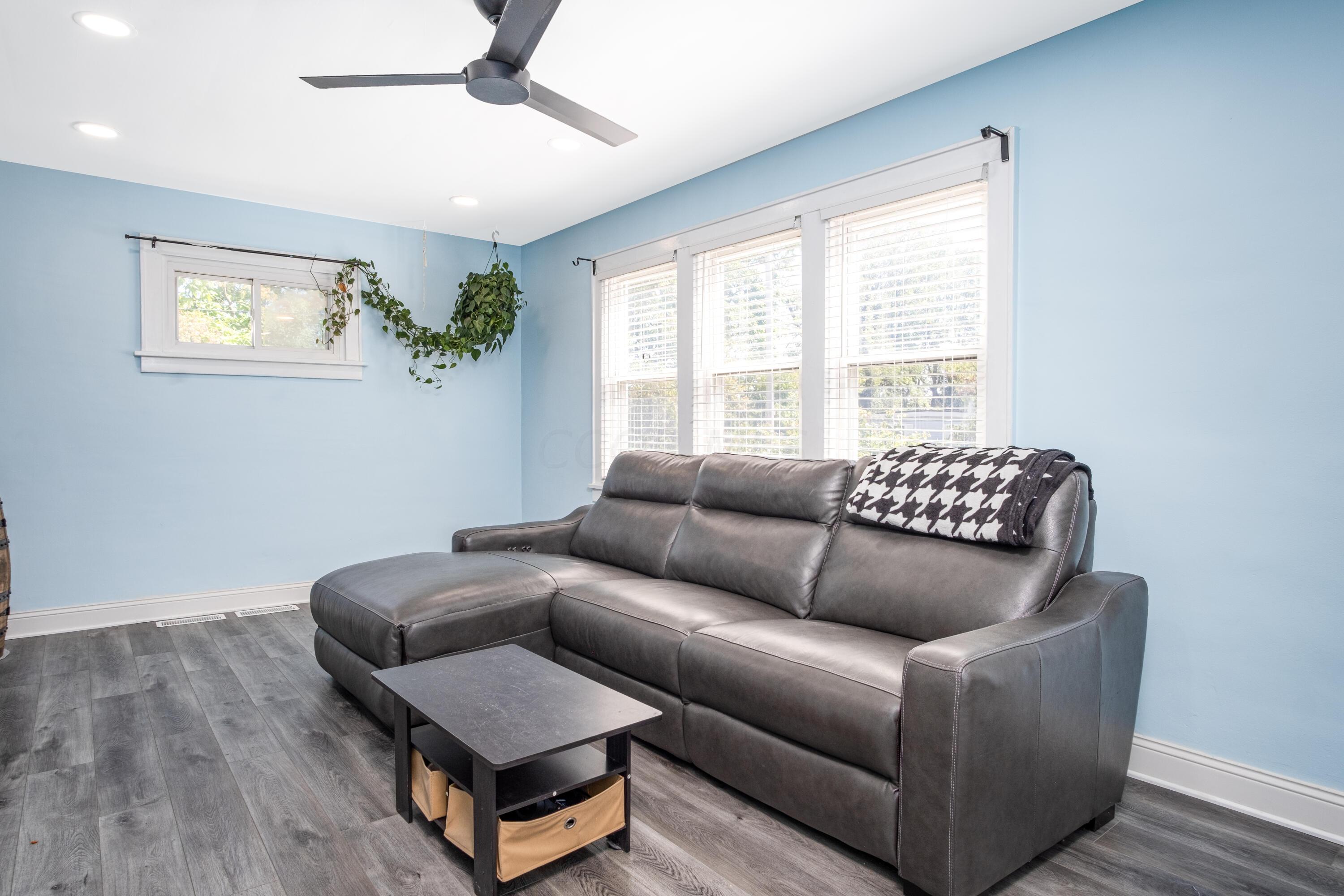 Columbus, Ohio 43202, United States, 3 Bedrooms Bedrooms, ,2 BathroomsBathrooms,Residential,Active,45049