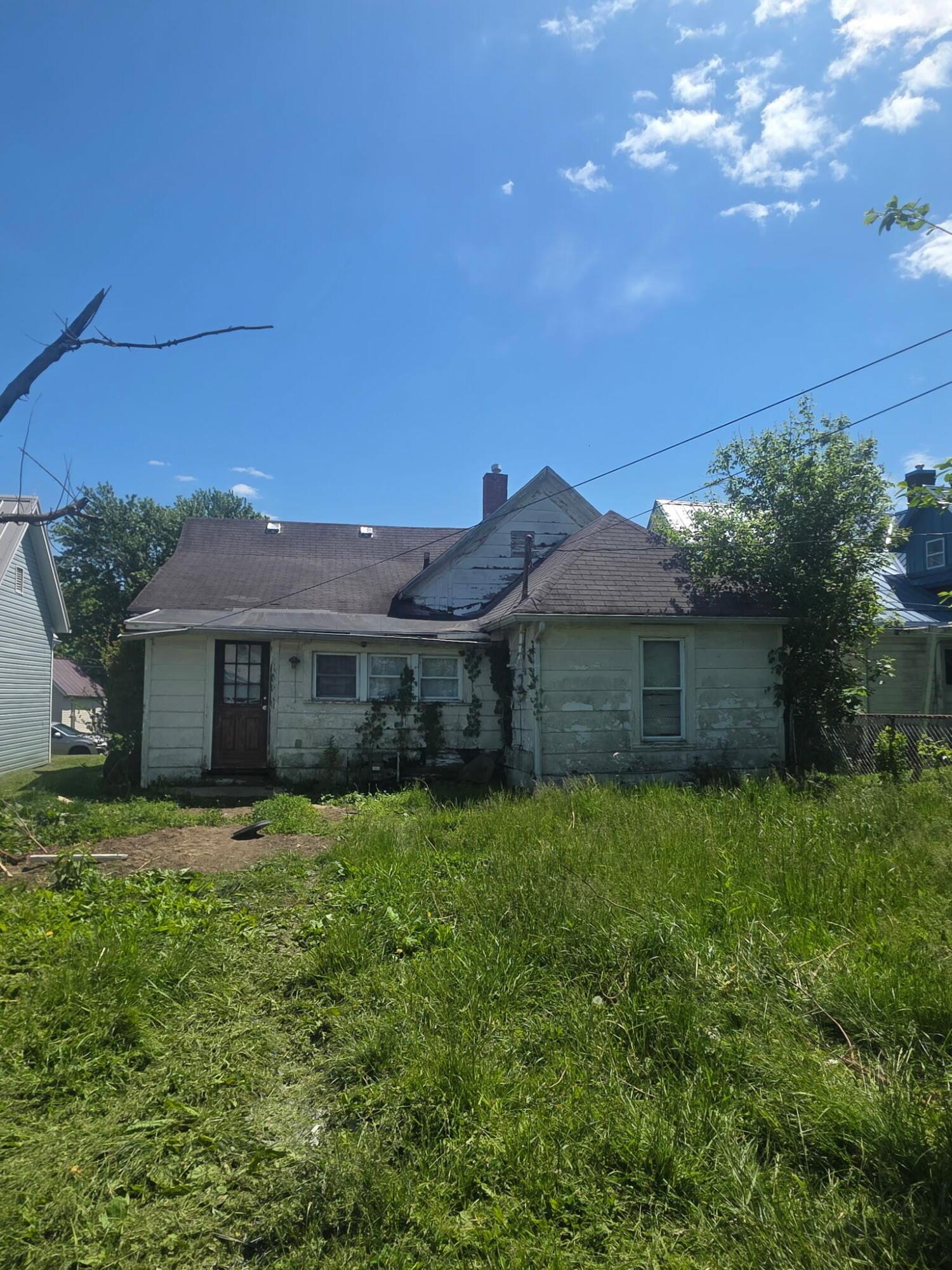 637 Pine Street