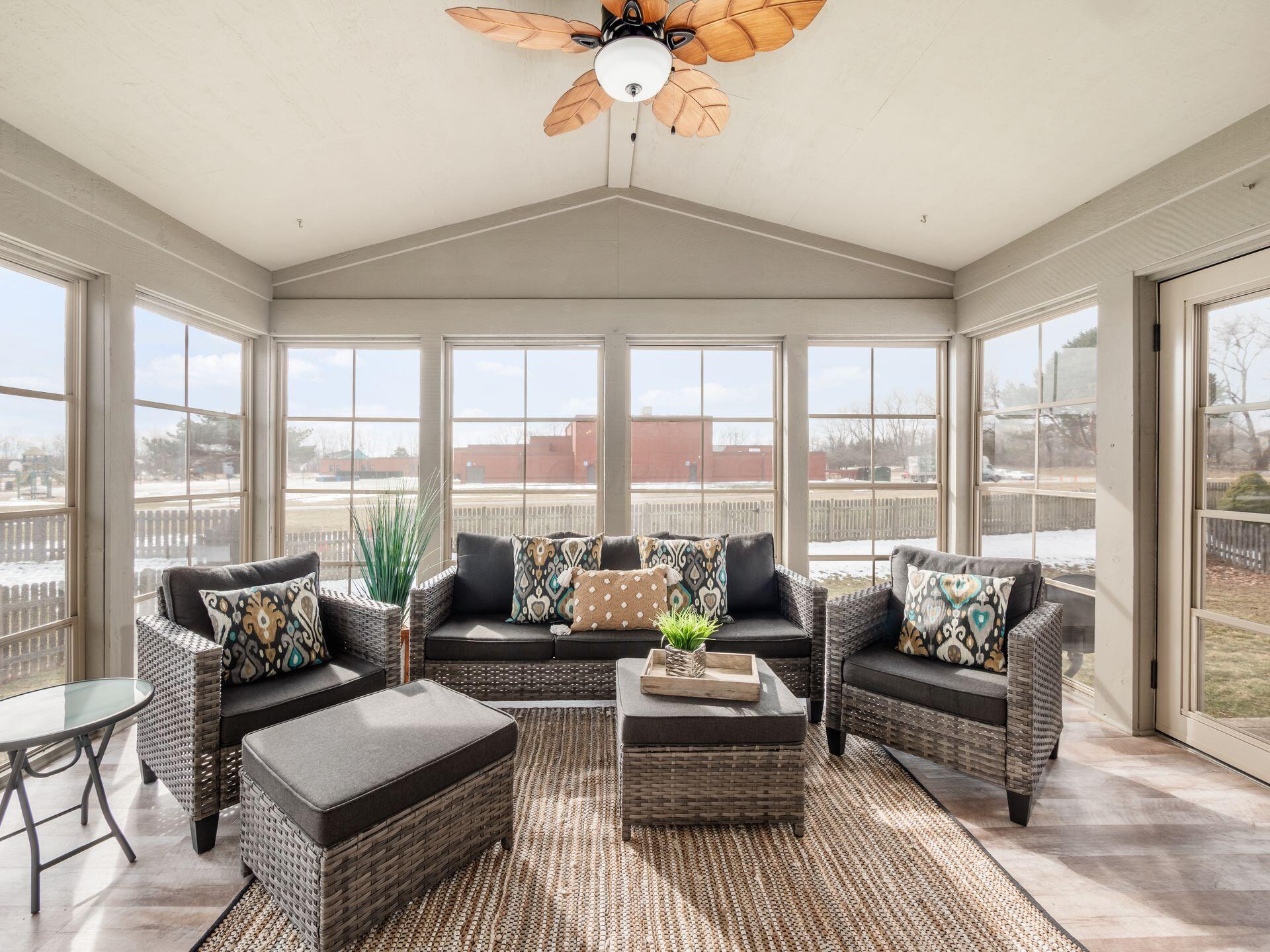 4477 Huntwicke Drive, Hilliard, Ohio image 16
