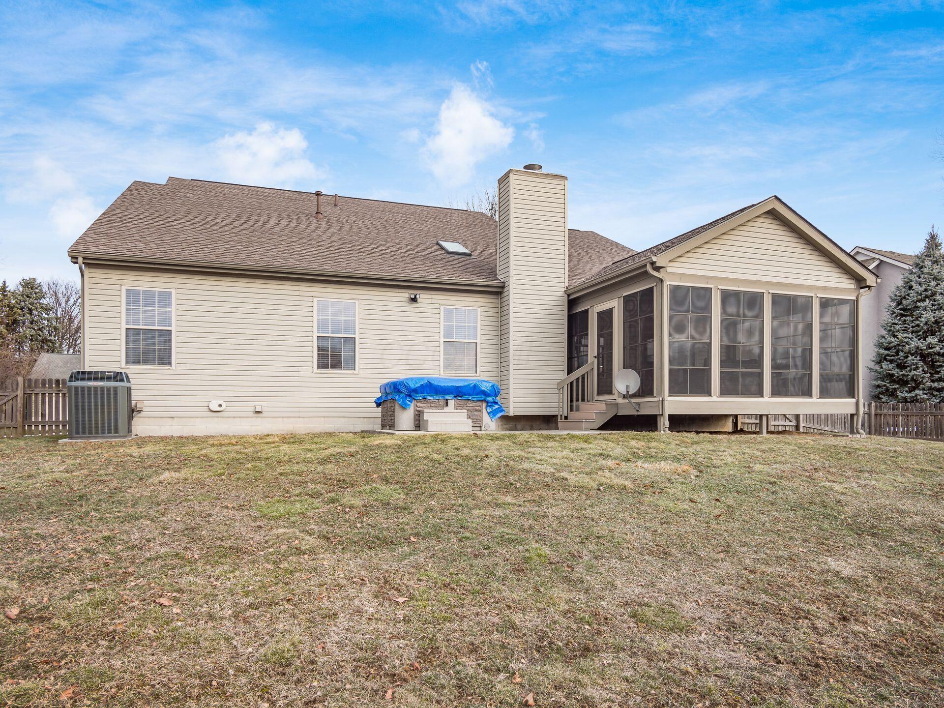 4477 Huntwicke Drive, Hilliard, Ohio image 44