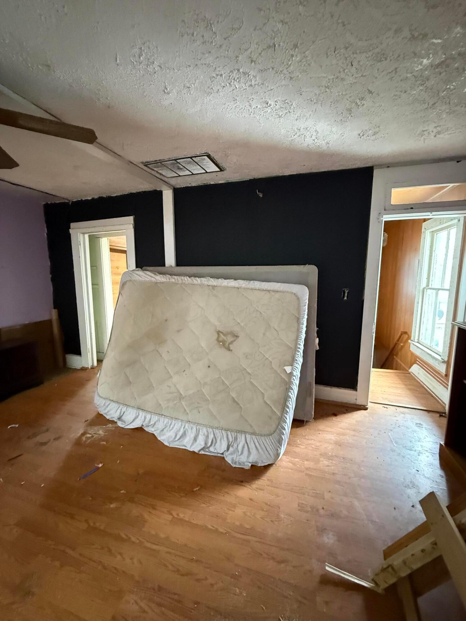 195 S 4th Street, Newark, Ohio image 36