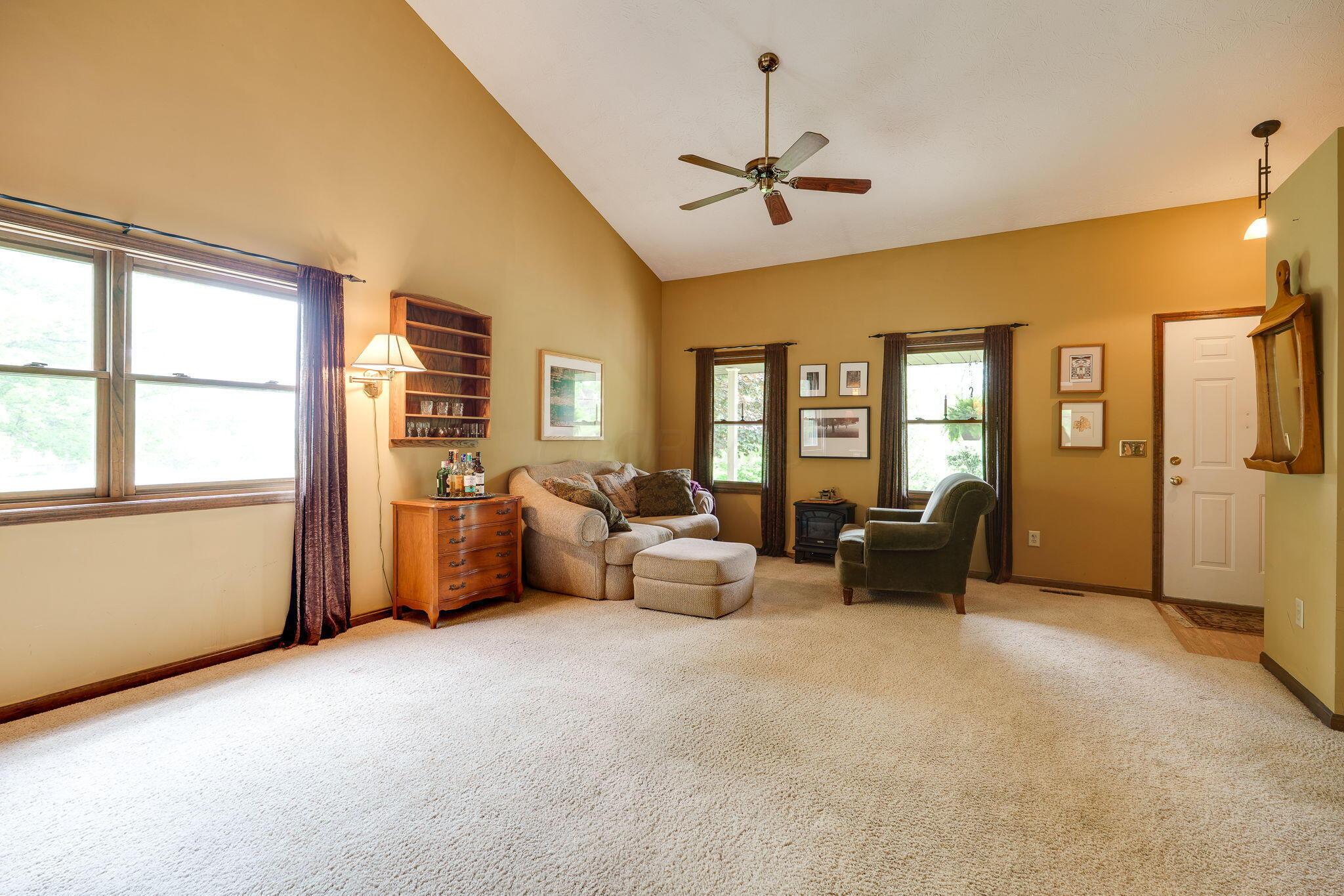 2600 Wildflower Drive, Springfield, Ohio image 16