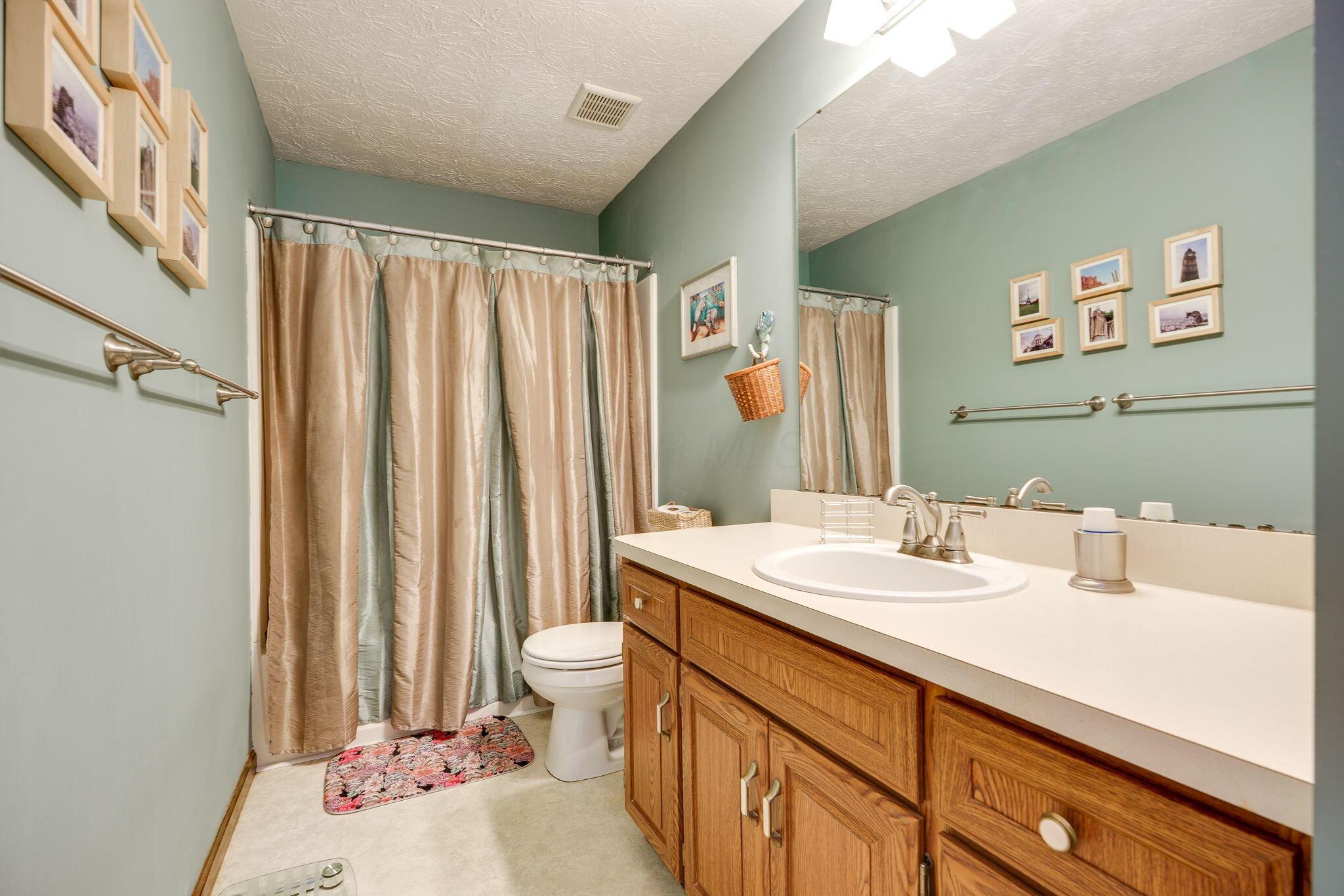 2600 Wildflower Drive, Springfield, Ohio image 46