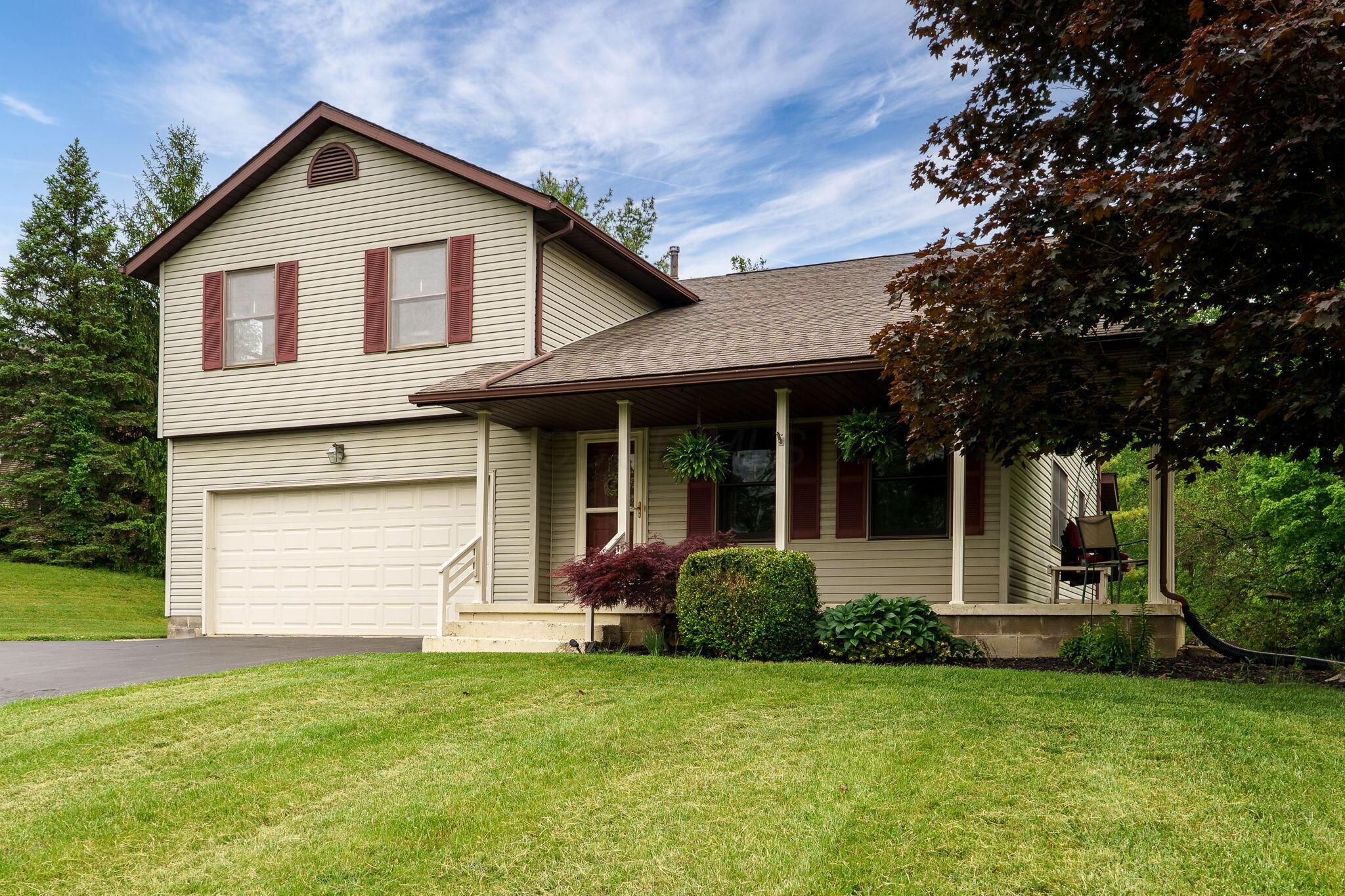 2600 Wildflower Drive, Springfield, Ohio image 9