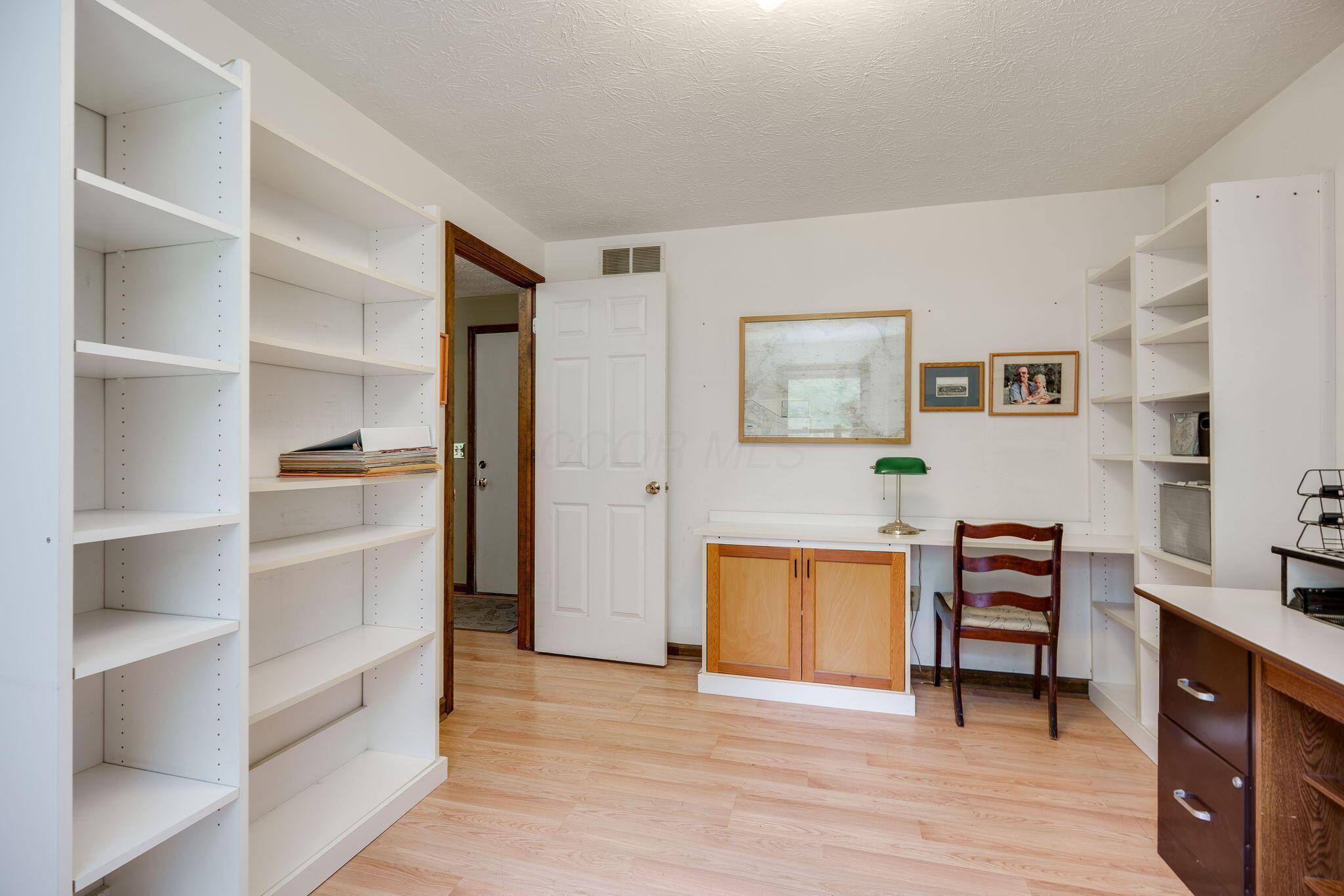 2600 Wildflower Drive, Springfield, Ohio image 35