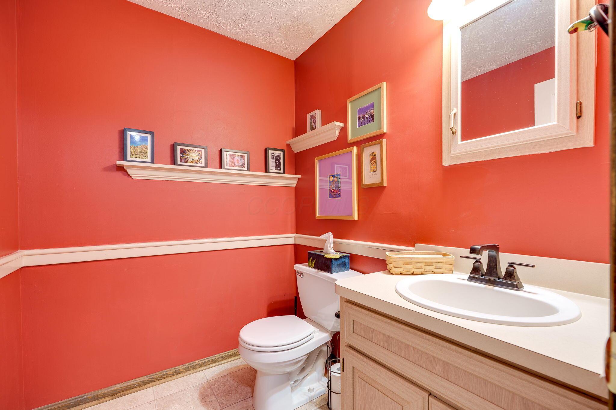 2600 Wildflower Drive, Springfield, Ohio image 32