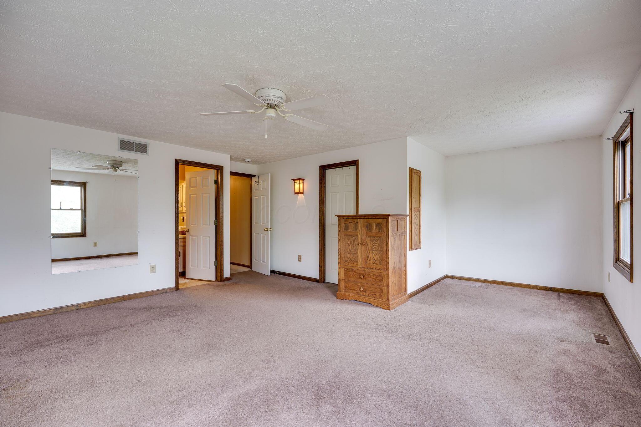 2600 Wildflower Drive, Springfield, Ohio image 38