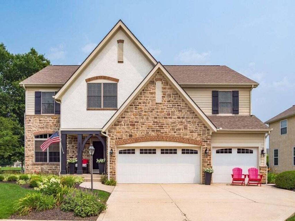 Photo of 8351 Tricia Price Drive, Powell, OH 43065 (MLS # 226015052)