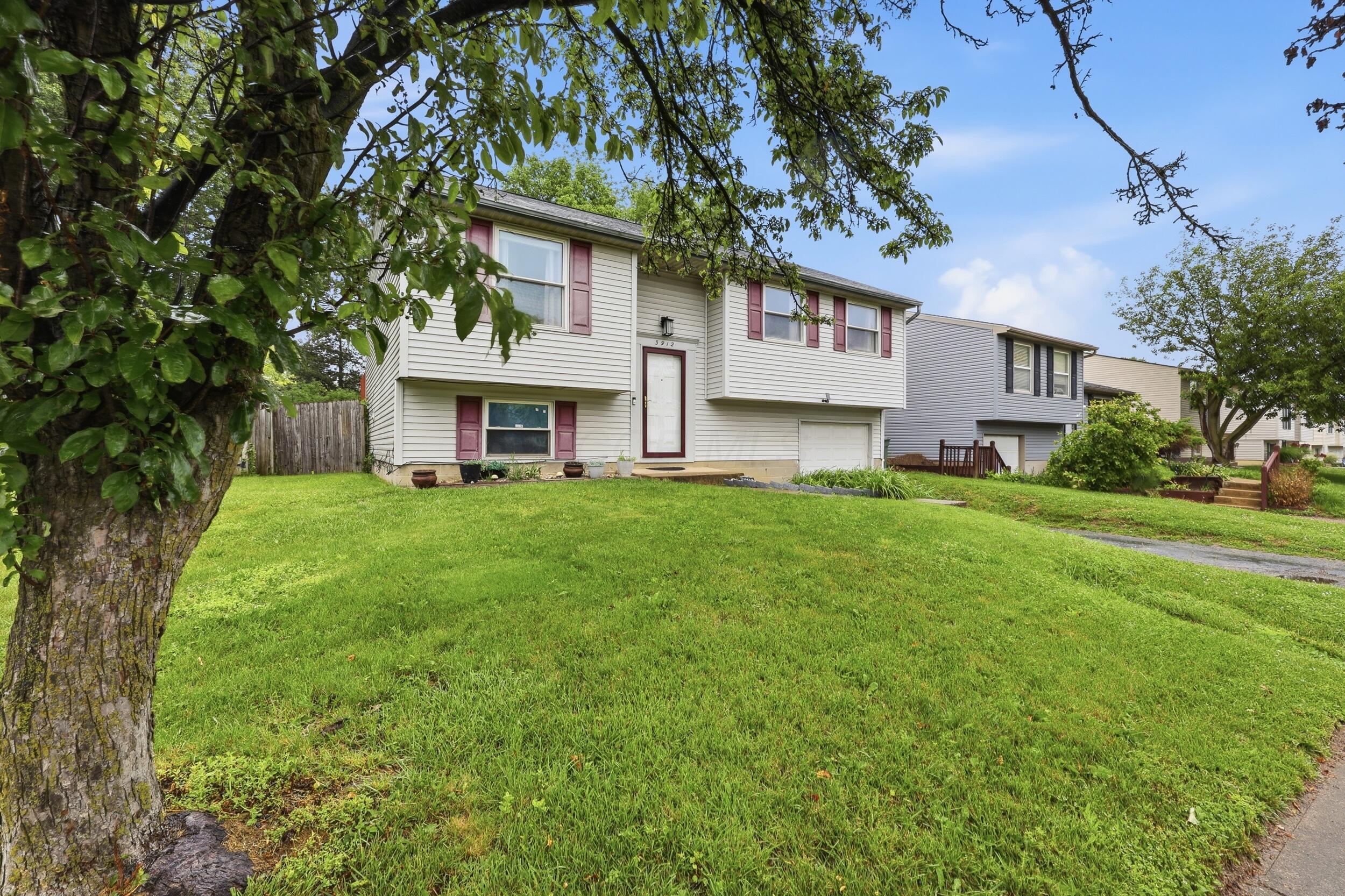 3912 Farm Brook Lane