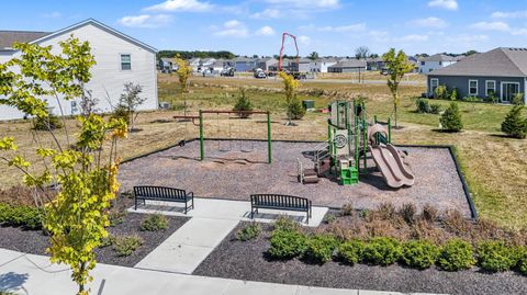 Tiny photo for 750 Sunny Vale Drive, Delaware, OH 43015 (MLS # 226002873)