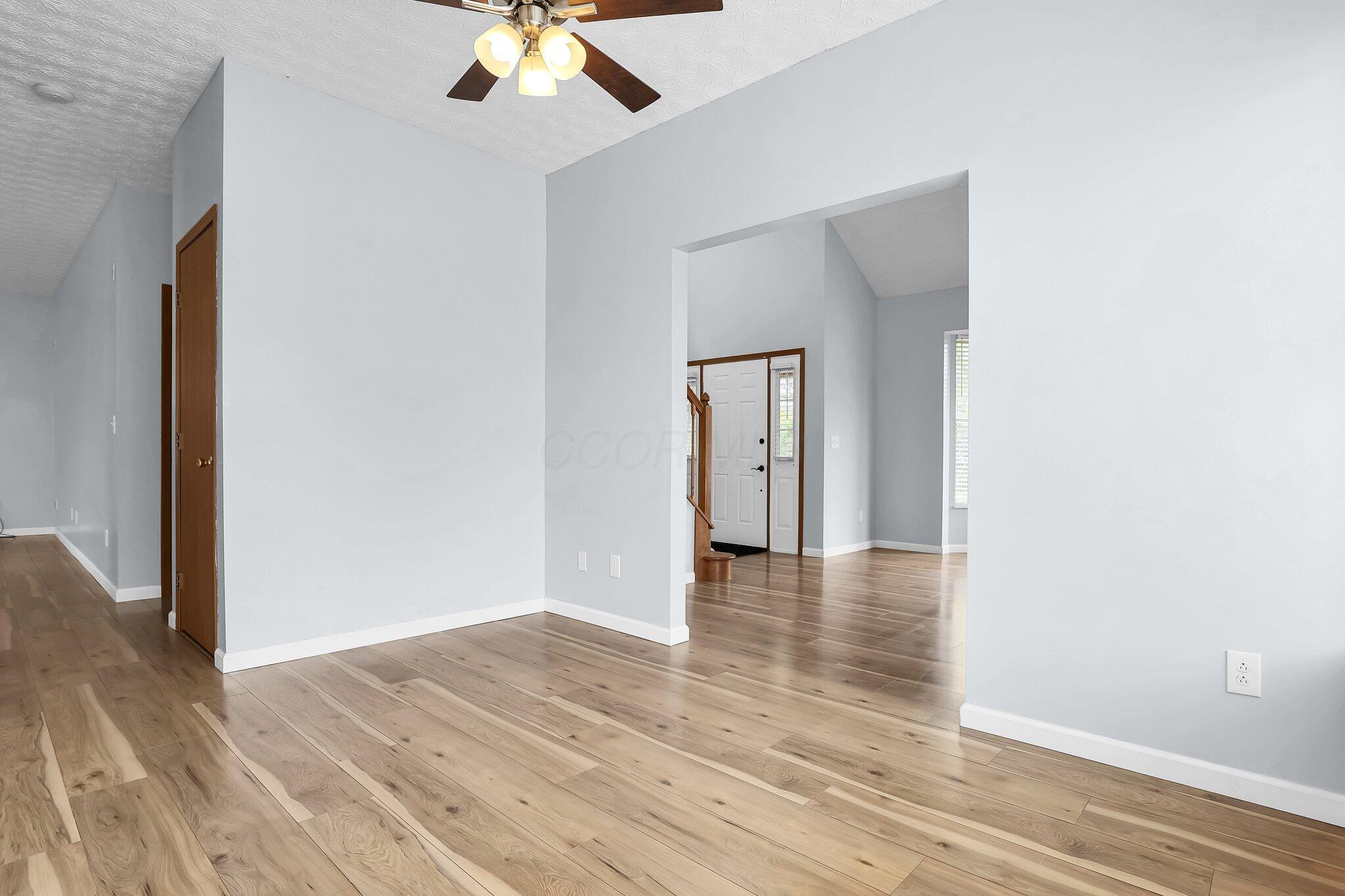 696 N Starr Drive, Pickerington, Ohio image 10