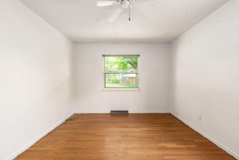 Tiny photo for 5166 Southern Grove Drive, Grove City, OH 43123 (MLS # 226004426)