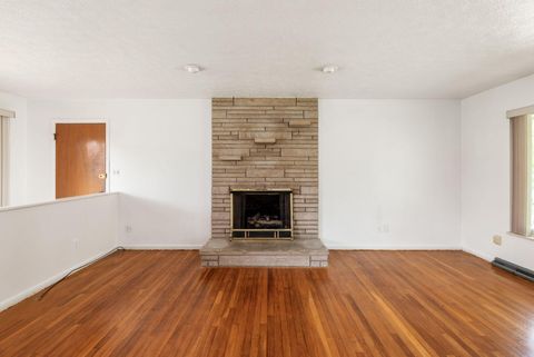 Tiny photo for 5166 Southern Grove Drive, Grove City, OH 43123 (MLS # 226004426)