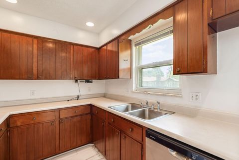 Tiny photo for 5166 Southern Grove Drive, Grove City, OH 43123 (MLS # 226004426)