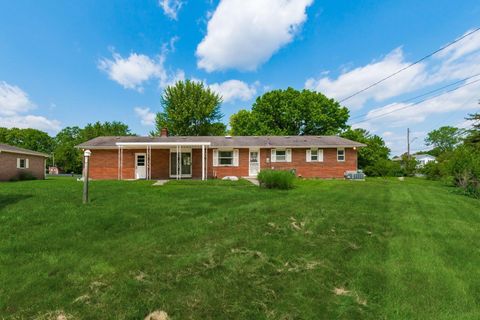 Tiny photo for 5166 Southern Grove Drive, Grove City, OH 43123 (MLS # 226004426)