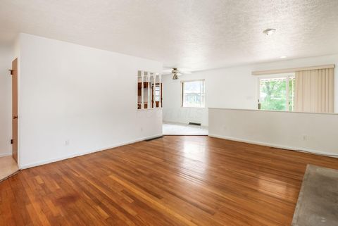 Tiny photo for 5166 Southern Grove Drive, Grove City, OH 43123 (MLS # 226004426)