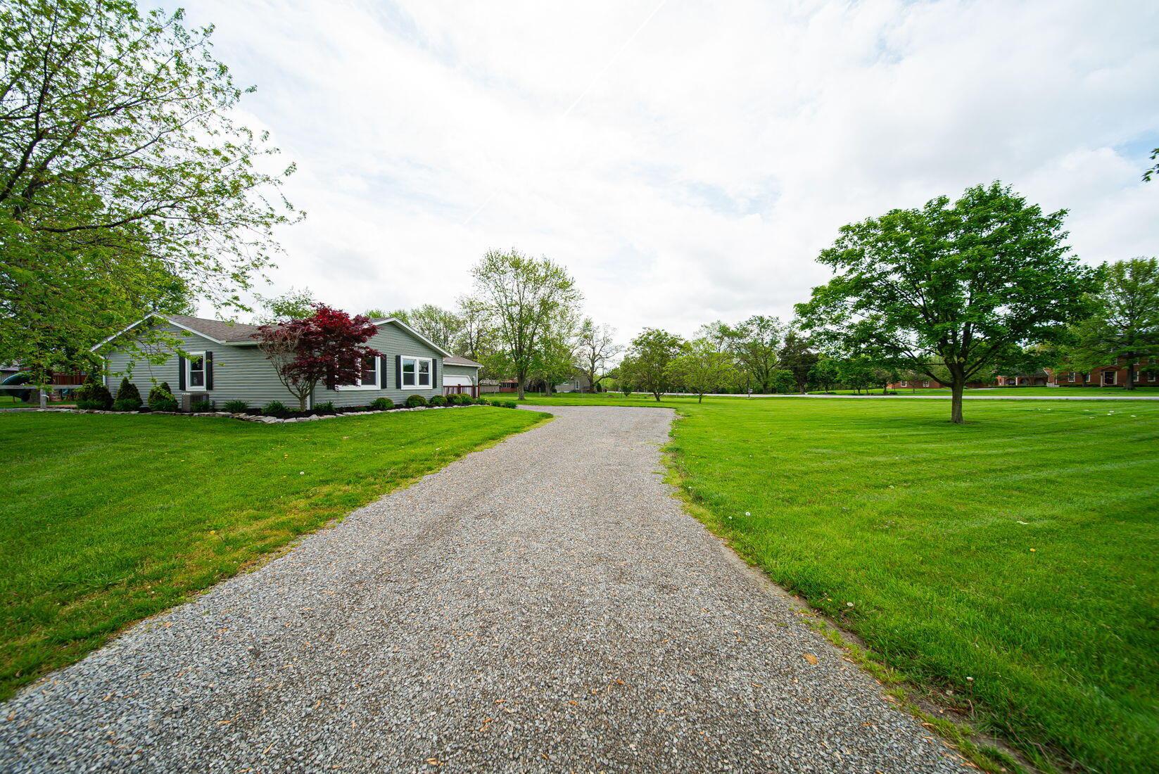 23700 Sandusky Road, Marysville, Ohio image 3
