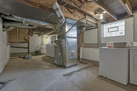 Tiny photo for 711 N High Street, Lancaster, OH 43130 (MLS # 225039702)