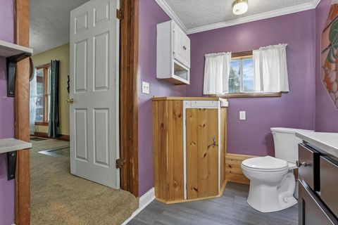 Tiny photo for 711 N High Street, Lancaster, OH 43130 (MLS # 225039702)