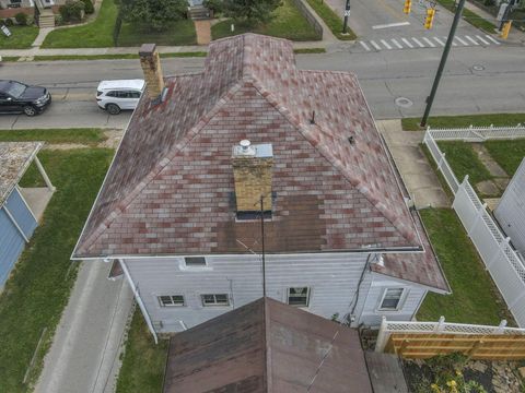 Tiny photo for 711 N High Street, Lancaster, OH 43130 (MLS # 225039702)