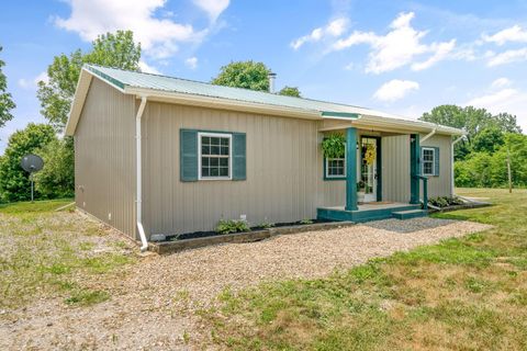 Tiny photo for 2621 Larimore Road, Mount Vernon, OH 43050 (MLS # 226027380)