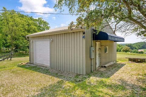 Tiny photo for 2621 Larimore Road, Mount Vernon, OH 43050 (MLS # 226027380)