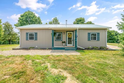 Photo of 2621 Larimore Road, Mount Vernon, OH 43050 (MLS # 226027380)