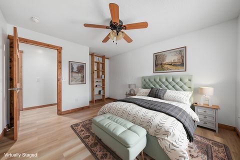 Tiny photo for 2621 Larimore Road, Mount Vernon, OH 43050 (MLS # 226027380)
