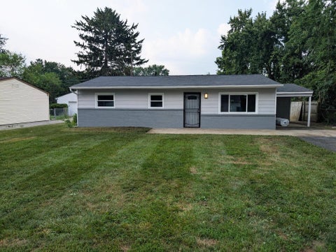 Photo of 2984 Wessex Court, Columbus, OH 43232 (MLS # 226026691)