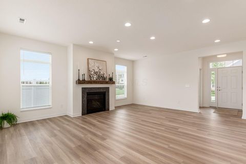 Photo of 5176 Clarewood Lane, Dublin, OH 43016 (MLS # 226001986)