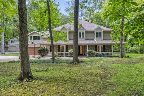 Photo of 5101 Hawthorne Valley Drive, Westerville, OH 43082 (MLS # 226034913)