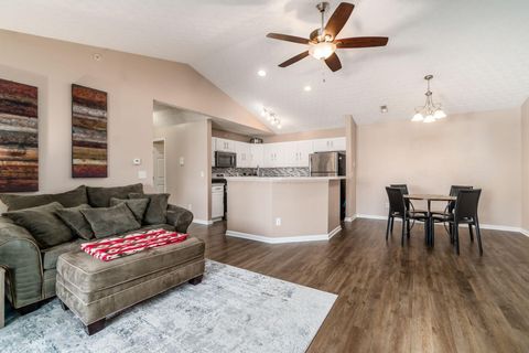 Photo of 208 Shelbourne Forest Way, Delaware, OH 43015 (MLS # 226003964)