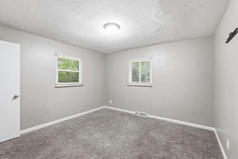 Tiny photo for 3599 Astor Avenue, Columbus, OH 43227 (MLS # 226032135)