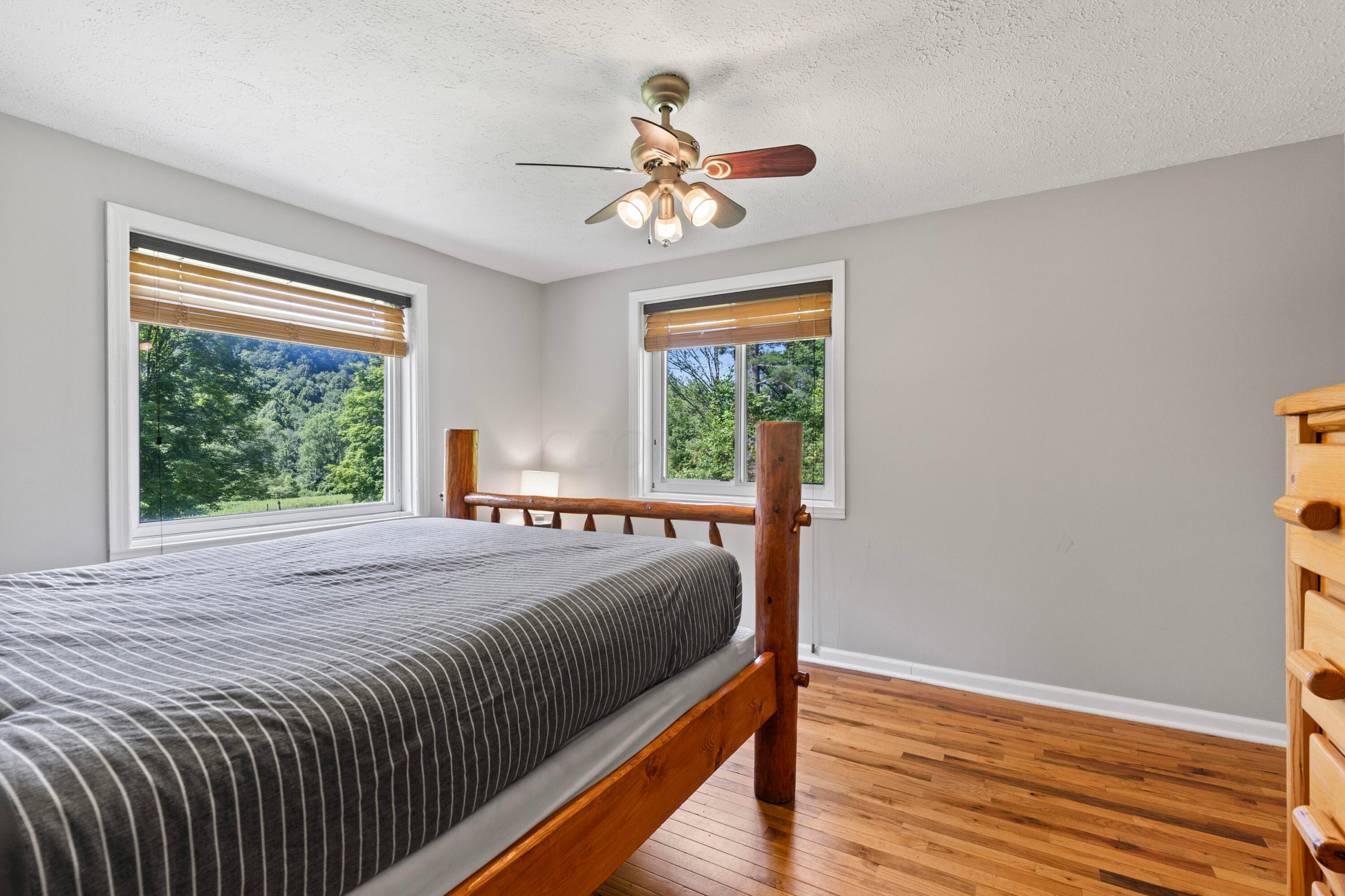 23350 Oh-180, Rockbridge, Ohio image 22