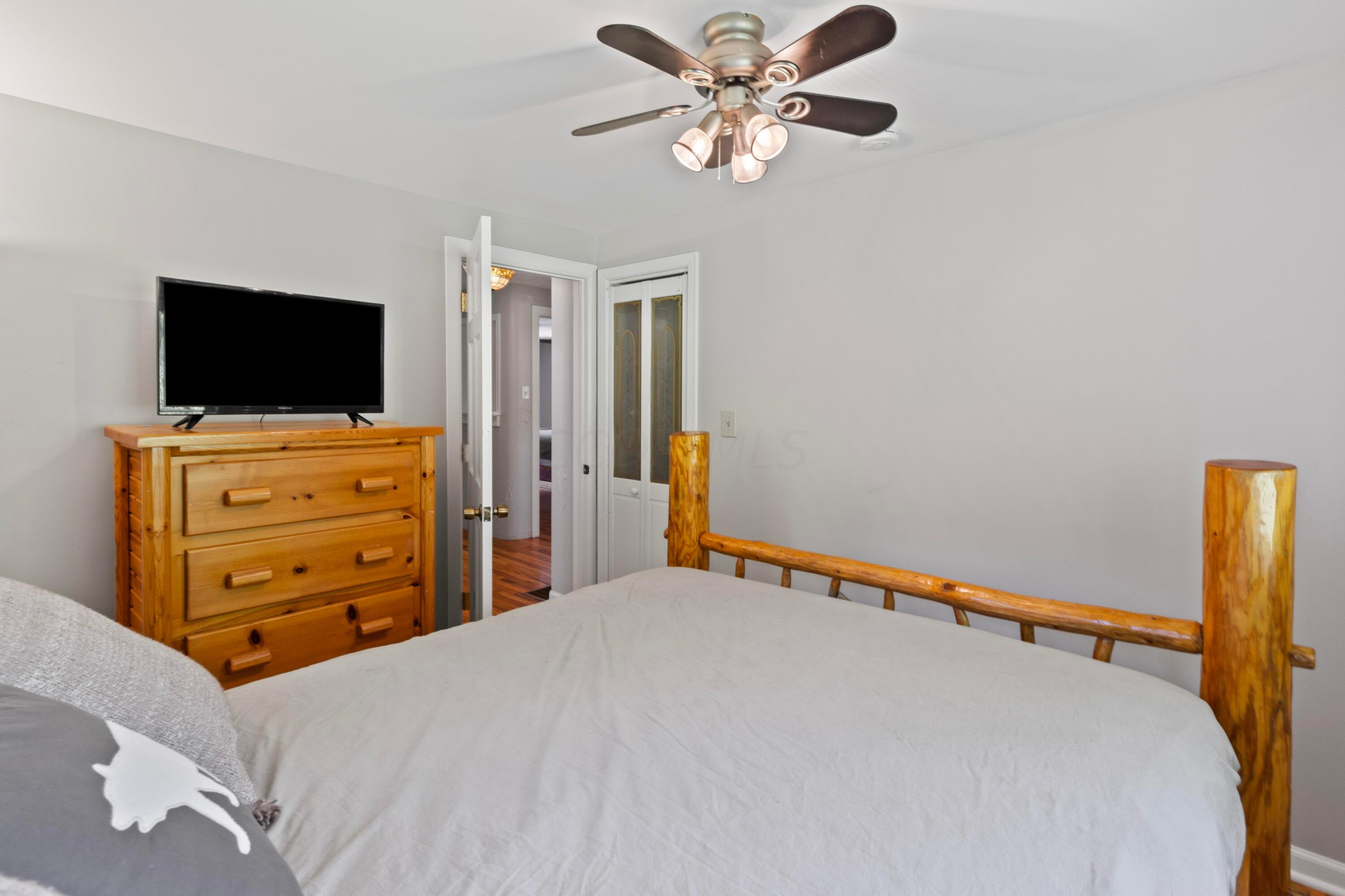 23350 Oh-180, Rockbridge, Ohio image 26