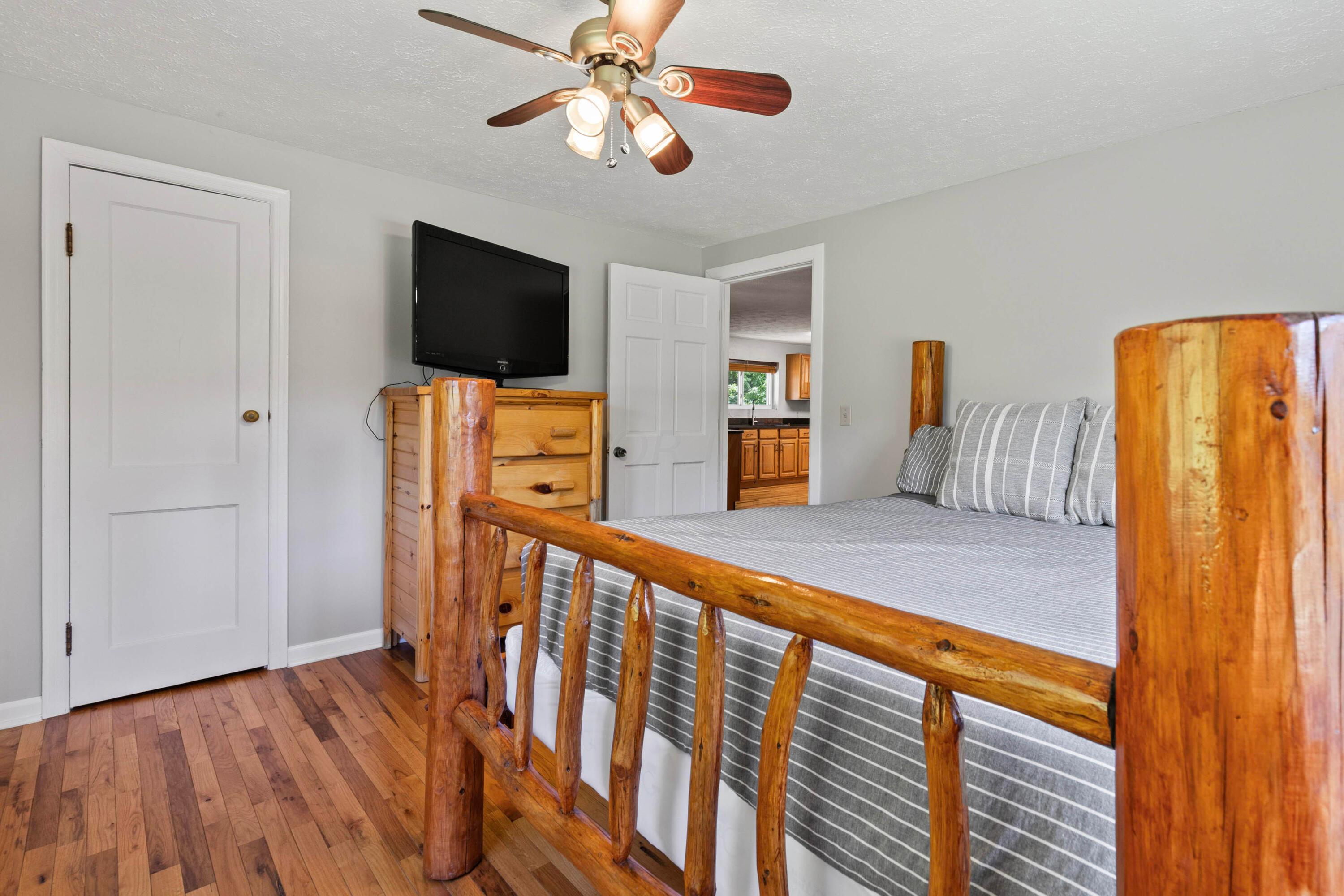 23350 Oh-180, Rockbridge, Ohio image 24