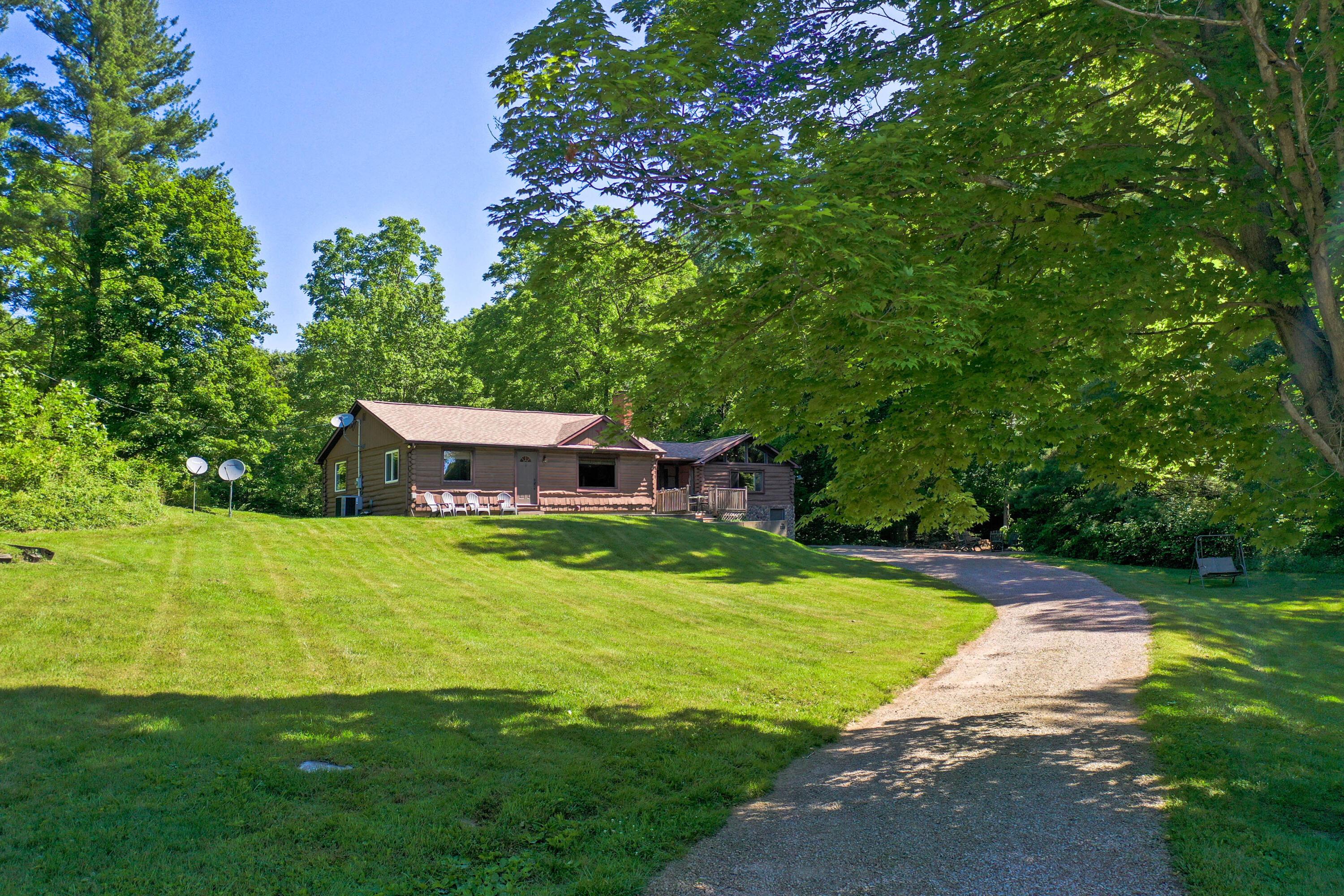 23350 Oh-180, Rockbridge, Ohio image 4