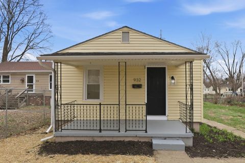 Photo of 932 Goodwin Avenue, Lancaster, OH 43130 (MLS # 226007521)