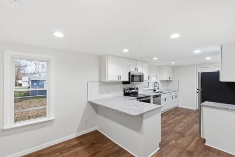 Homes For Sale - 932 Goodwin Avenue<br/> Lancaster, OH 43130