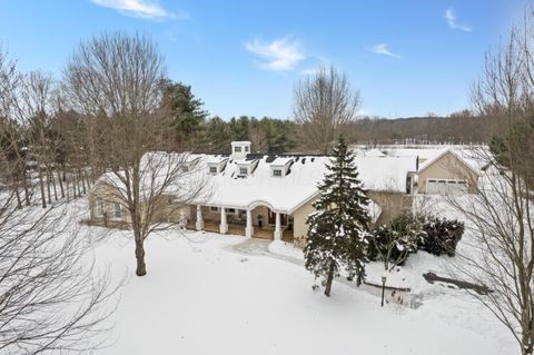 Photo of 2845 Sunbury Road, Galena, OH 43021 (MLS # 226003397)