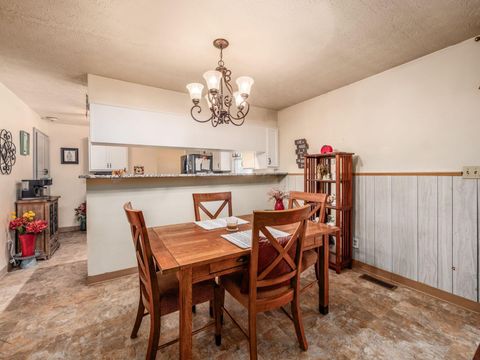 Tiny photo for 3267 Castleton Street, Grove City, OH 43123 (MLS # 226002794)