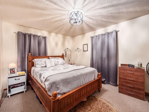 Tiny photo for 3267 Castleton Street, Grove City, OH 43123 (MLS # 226002794)