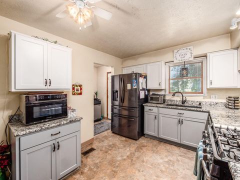 Tiny photo for 3267 Castleton Street, Grove City, OH 43123 (MLS # 226002794)