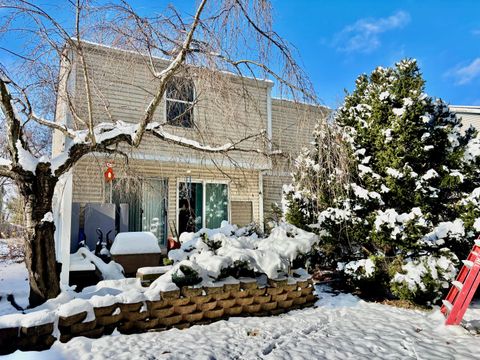 Tiny photo for 1686 Jupiter Avenue, Hilliard, OH 43026 (MLS # 225044784)