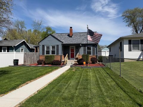 Photo of 1219 E Locust Street, Lancaster, OH 43130 (MLS # 226011452)