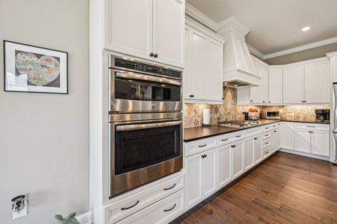 Tiny photo for 6677 Via Florenza Drive, Galena, OH 43021 (MLS # 226006131)