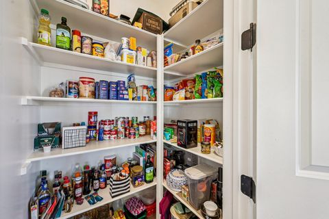 Tiny photo for 6677 Via Florenza Drive, Galena, OH 43021 (MLS # 226006131)